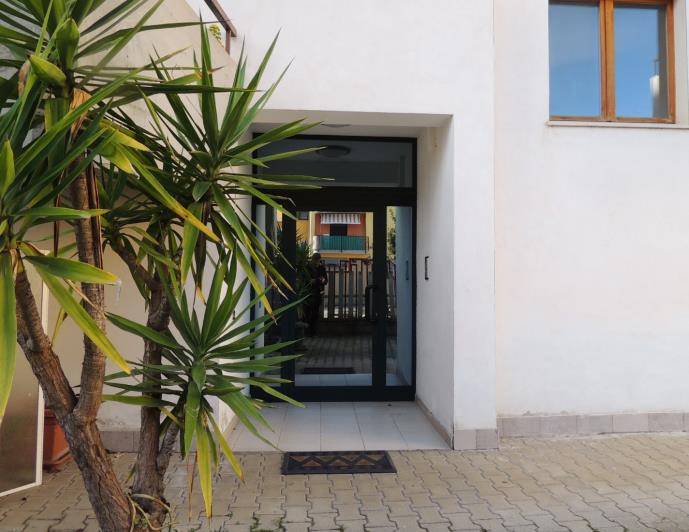 Image No.20-2 Bed Apartment for sale