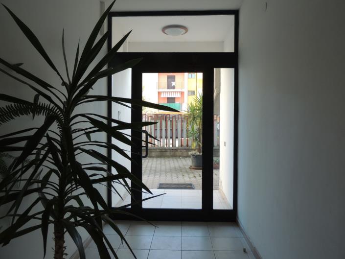 Image No.19-2 Bed Apartment for sale