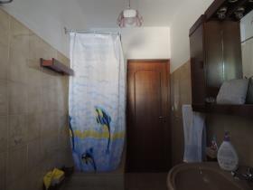 Image No.23-Villa / Détaché de 4 chambres à vendre à Caramanico Terme