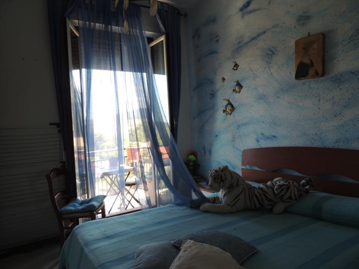 Image No.22-2 Bed Apartment for sale