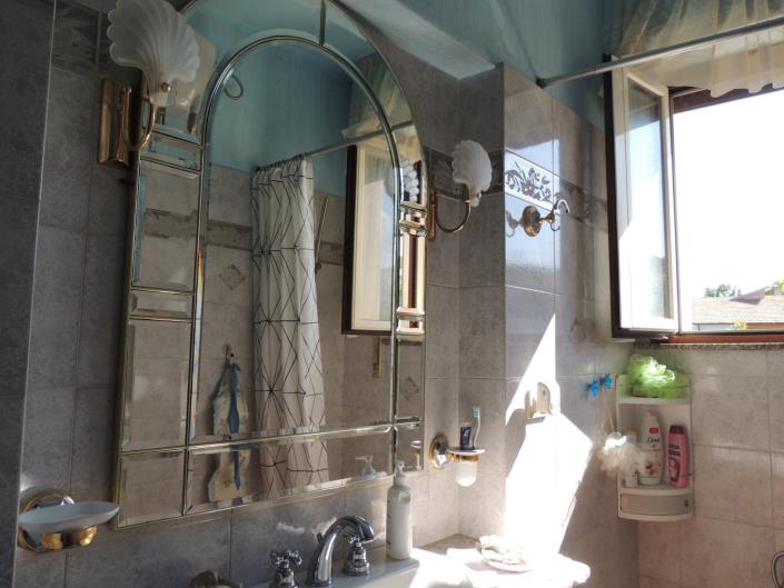 Image No.30-2 Bed Apartment for sale