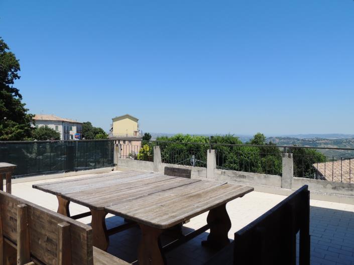 Image No.21-2 Bed Apartment for sale