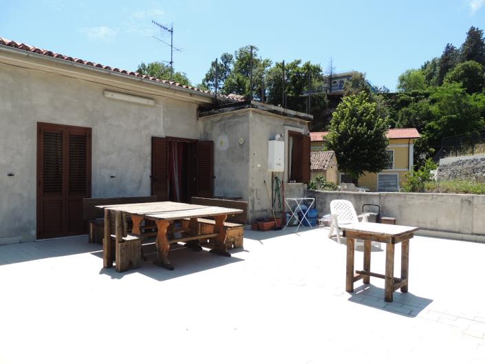 Image No.24-2 Bed Apartment for sale