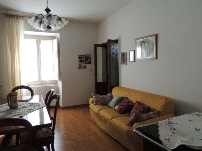 Image No.10-3 Bed Apartment for sale