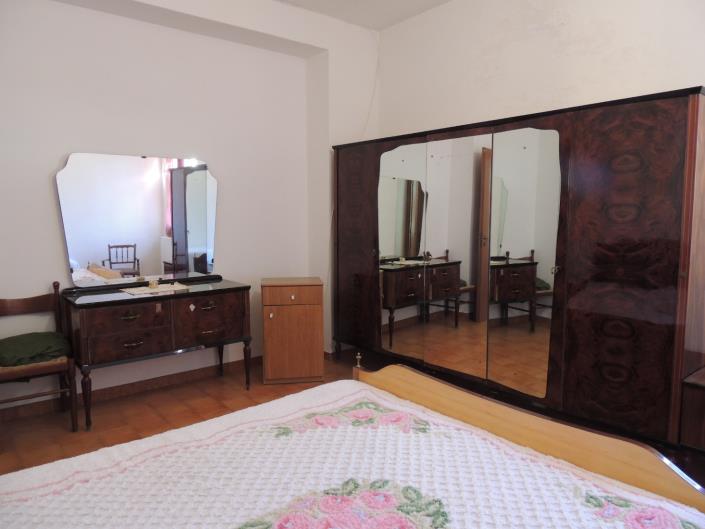 Image No.17-3 Bed Apartment for sale