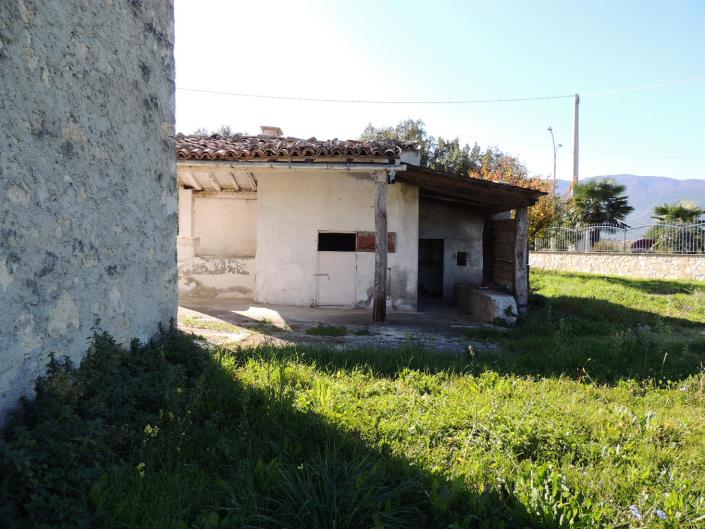 Image No.5-1 Bed House for sale