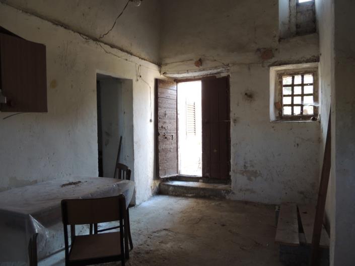 Image No.6-1 Bed House for sale