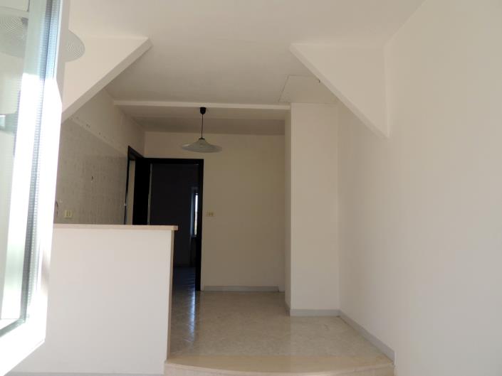 Image No.20-1 Bed House for sale