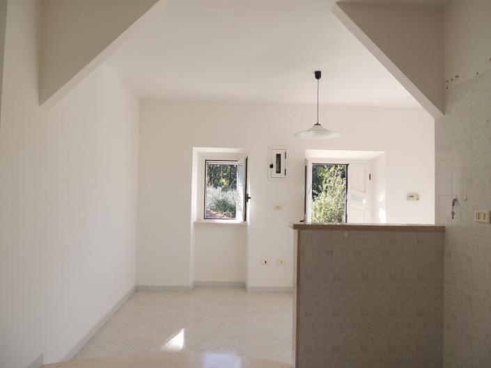 Image No.21-1 Bed House for sale