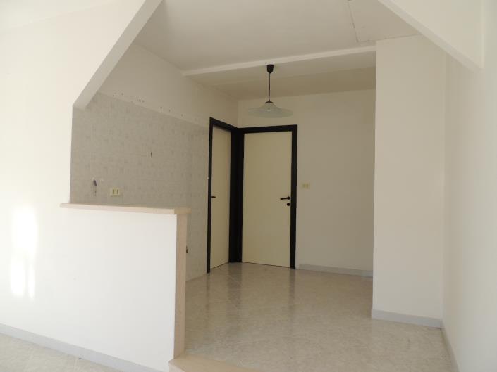 Image No.22-1 Bed House for sale