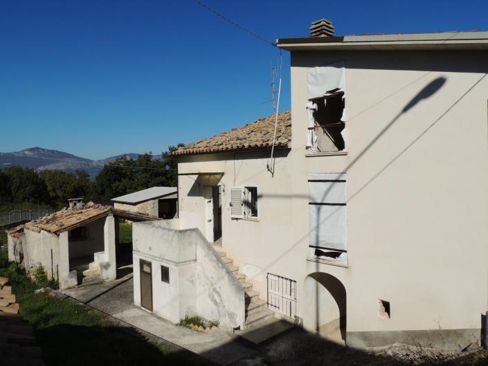 Image No.24-1 Bed House for sale