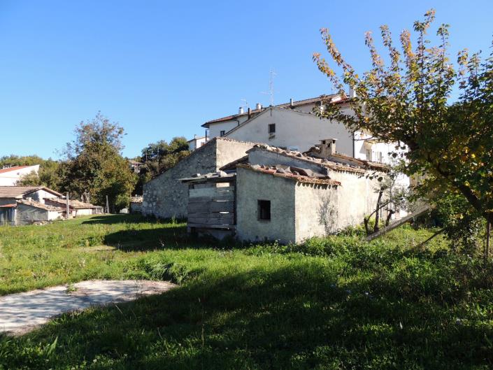 Image No.2-1 Bed House for sale