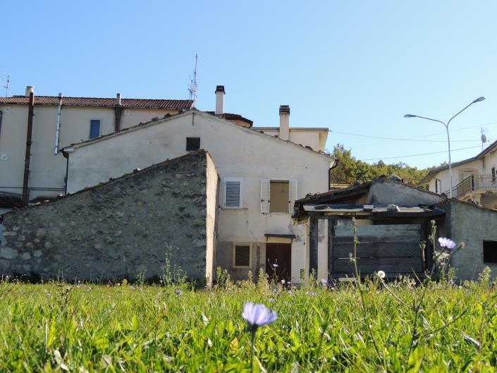 Image No.28-1 Bed House for sale