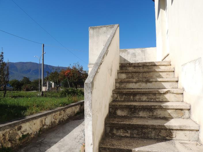 Image No.30-1 Bed House for sale