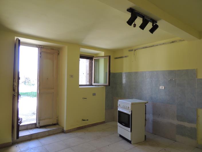 Image No.33-1 Bed House for sale