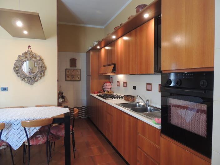 Image No.15-3 Bed Apartment for sale