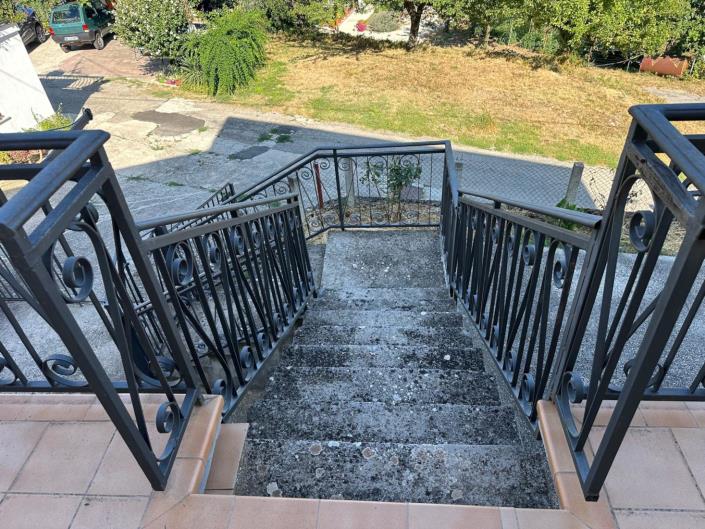 Image No.6-3 Bed Property for sale