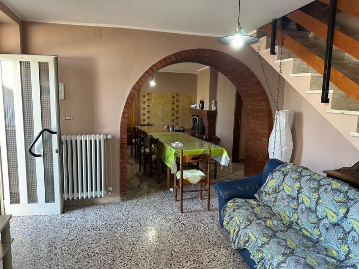 Image No.13-3 Bed Property for sale