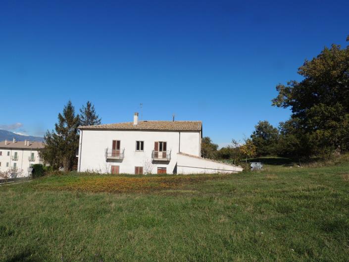 Image No.6-3 Bed Country House for sale