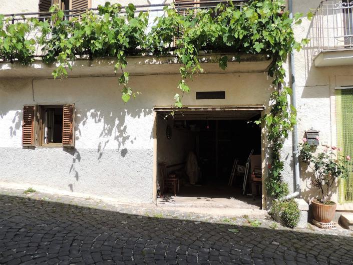 Image No.21-2 Bed Apartment for sale