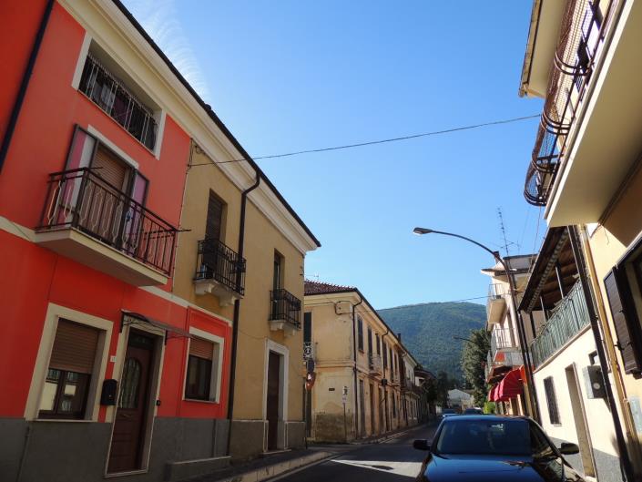 Image No.3-3 Bed House for sale