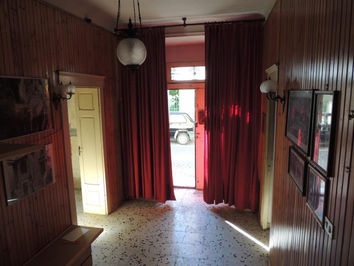 Image No.8-3 Bed House for sale