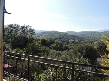 3 Bed Country House for sale