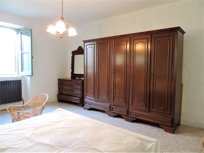 Image No.18-2 Bed Apartment for sale