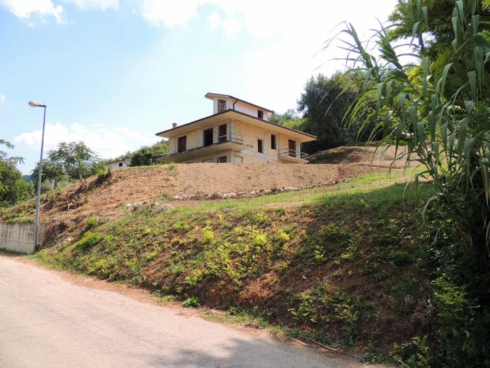 Image No.4-4 Bed Villa for sale