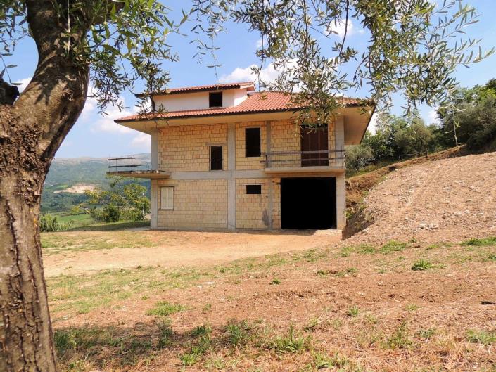 Image No.1-4 Bed Villa for sale