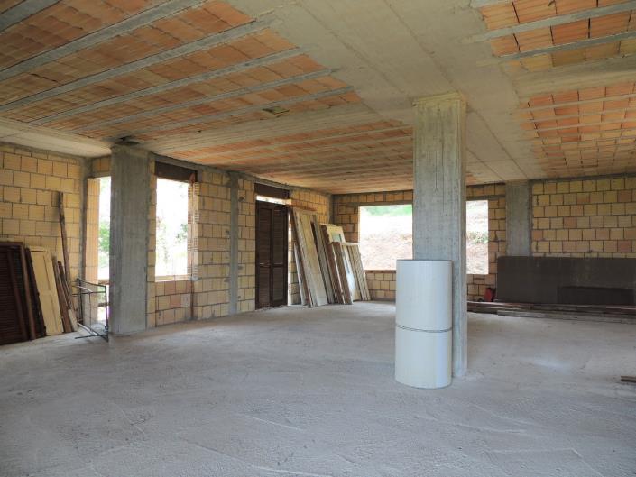 Image No.10-4 Bed Villa for sale