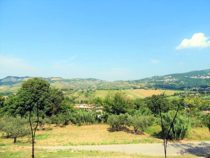 Image No.2-4 Bed Villa for sale