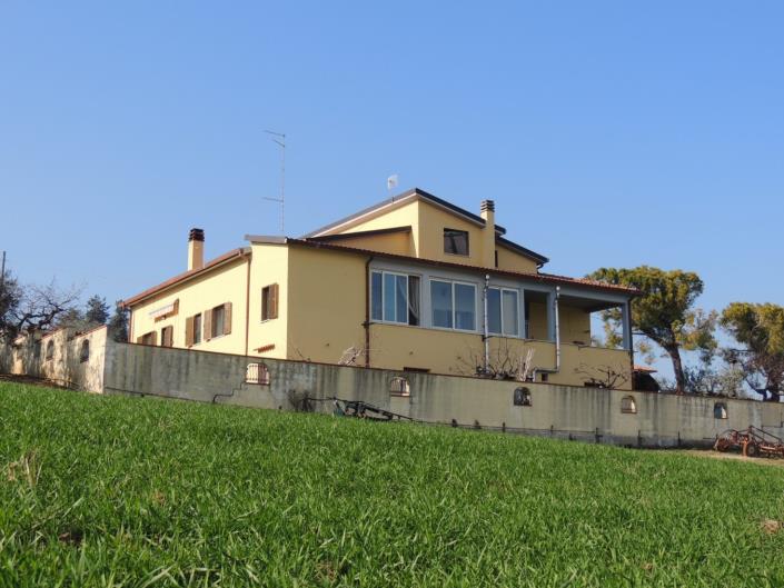 Image No.5-2 Bed Villa for sale