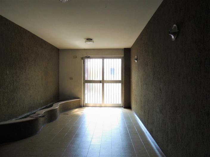 Image No.17-3 Bed Apartment for sale