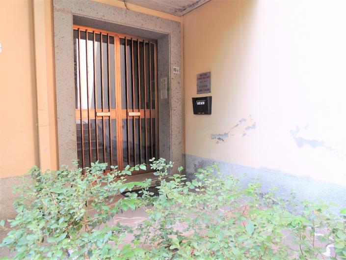 Image No.20-2 Bed Apartment for sale