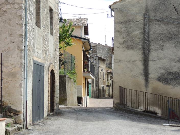 Image No.22-2 Bed House for sale