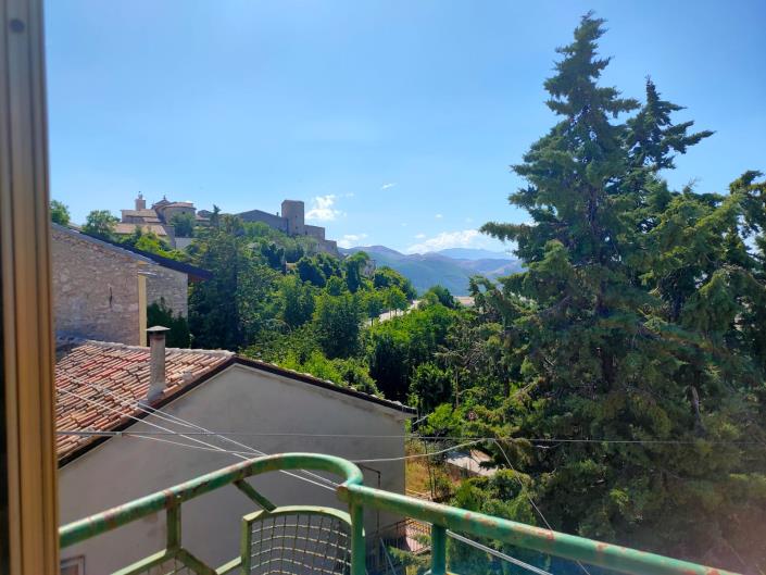 Image No.23-2 Bed House for sale