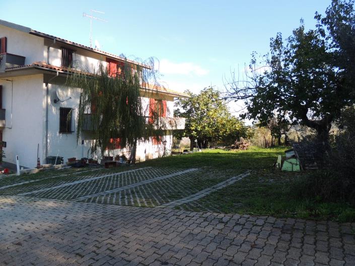 Image No.6-3 Bed Apartment for sale