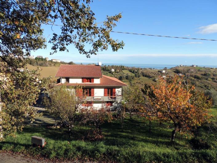 Image No.9-3 Bed Apartment for sale