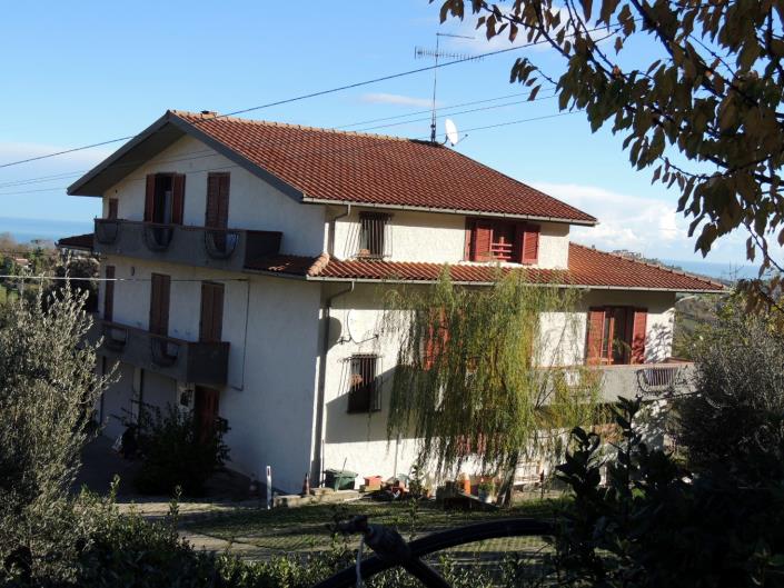 Image No.13-3 Bed Apartment for sale