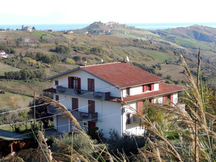 Image No.19-3 Bed Apartment for sale