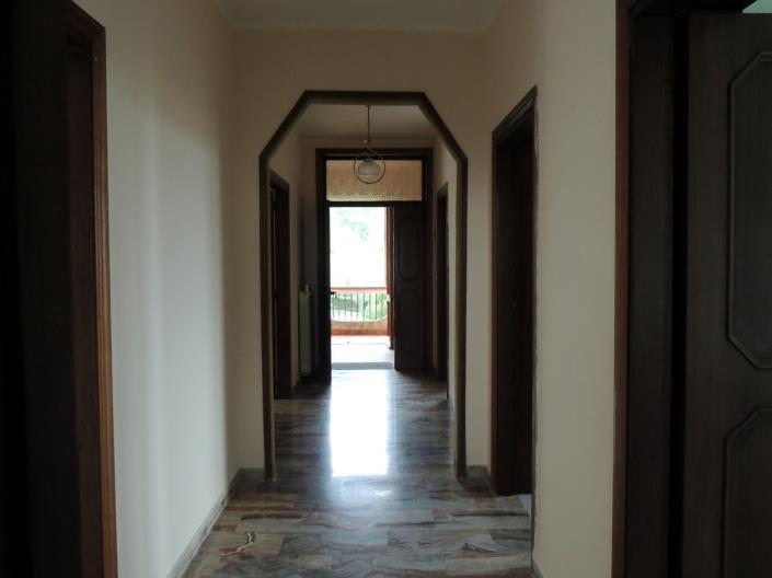 Image No.30-3 Bed Apartment for sale