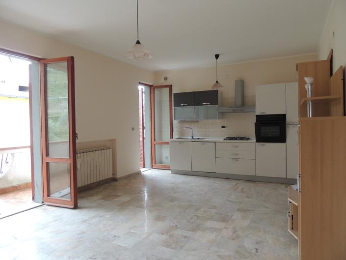 Image No.35-3 Bed Apartment for sale