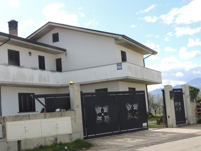 Image No.6-3 Bed Villa for sale