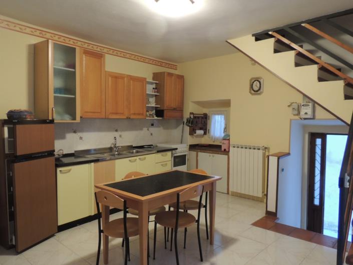 Image No.5-2 Bed House for sale