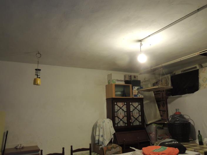 Image No.18-2 Bed House for sale