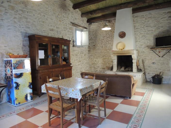 Image No.3-2 Bed House for sale