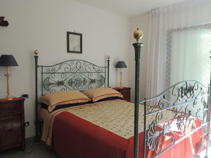 Image No.12-3 Bed Villa for sale