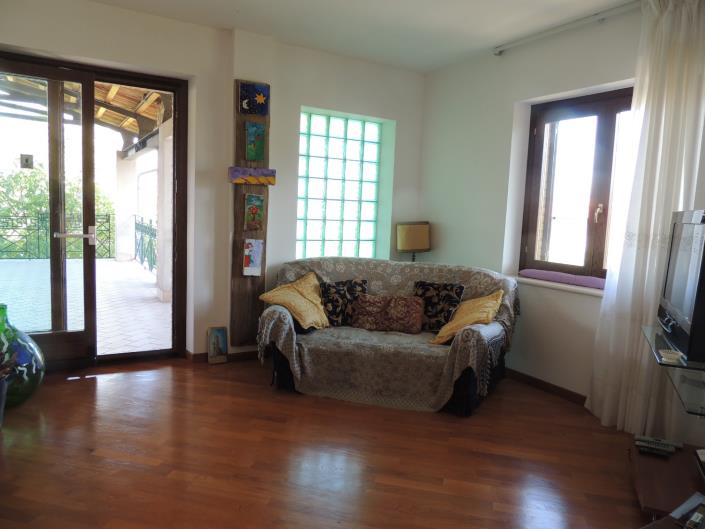 Image No.28-3 Bed Villa for sale