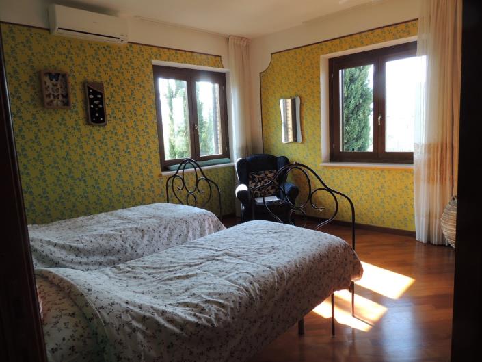 Image No.39-3 Bed Villa for sale